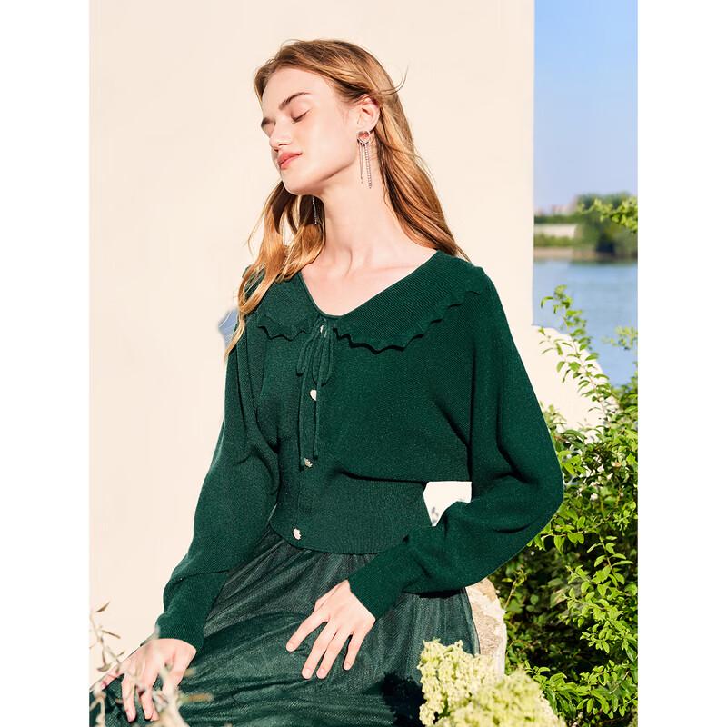 Французский элегантный вязаный и платье-слинг комплект из двух предметов L
Французский элегантный вязаный и платье-слинг комплект из двух предметов L