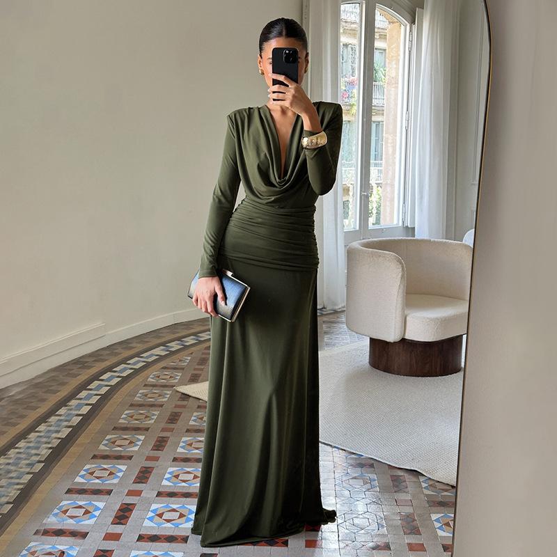 Autumn new fashionable solid color pleated simple sexy swing collar waist long sleeve hip wrap dress S зелёный
Autumn new fashionable solid color pleated simple sexy swing collar waist long sleeve hip wrap dress S зелёный