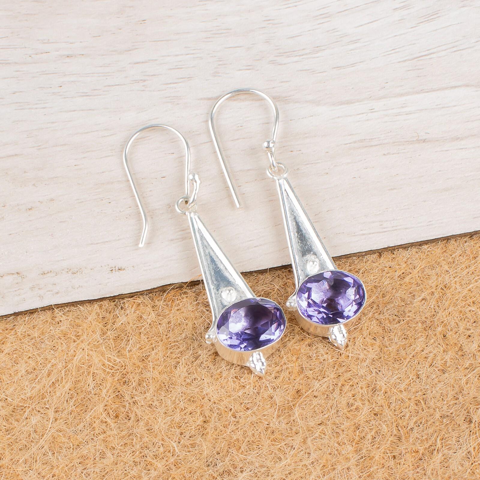 Iolite Gemstone 925 Sterling Silver Jewelry Handmade Drop/Dangle Earrings 1.80 EE-50-2
Iolite Gemstone 925 Sterling Silver Jewelry Handmade Drop/Dangle Earrings 1.80 EE-50-2