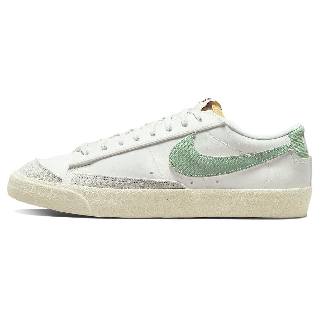 Nike Blazer Low 77 Premium Certified Fresh Men Sneakers DO9799-100 EU 42
Nike Blazer Low 77 Premium Certified Fresh Men Sneakers DO9799-100 EU 42