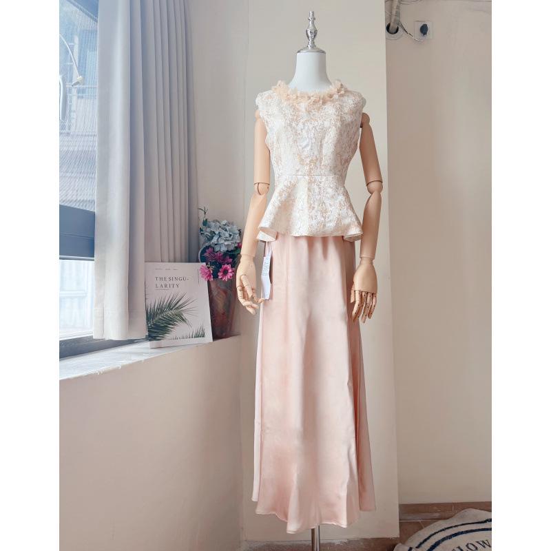 Elegant 2026 Two-Piece Set: Lace Waist Top & Versatile Midi Skirt for Women Extra Large
Elegant 2026 Two-Piece Set: Lace Waist Top & Versatile Midi Skirt for Women Extra Large