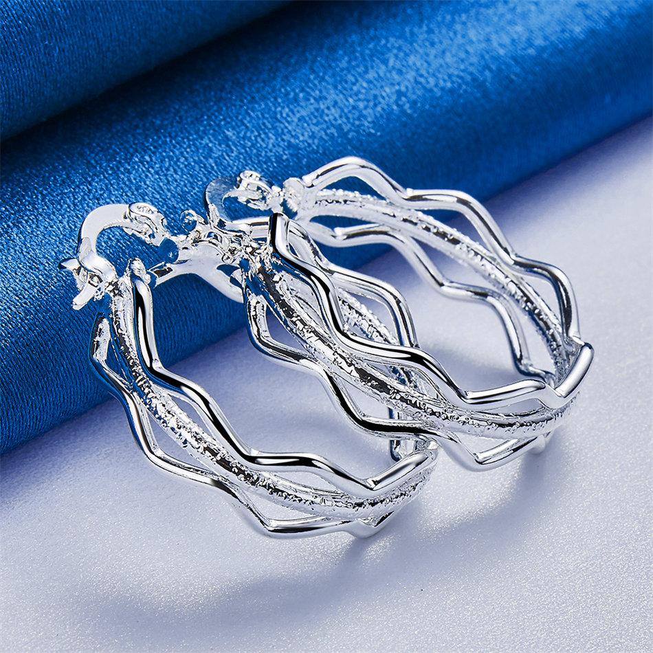 1 Pair 925 Sterling Silver 27mm Multi-Tiered Round Delicate Hoop Earrings for Women Party Gift Accessories Fashion Jewelry серебряный
1 Pair 925 Sterling Silver 27mm Multi-Tiered Round Delicate Hoop Earrings for Women Party Gift Accessories Fashion Jewelry серебряный