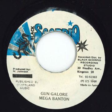 7inch Record MEGA BANTON - Gun Galore NONE Black Scorpio 1995 Jamaica Reggae, Ska & Dub Used
7inch Record MEGA BANTON - Gun Galore NONE Black Scorpio 1995 Jamaica Reggae, Ska & Dub Used
