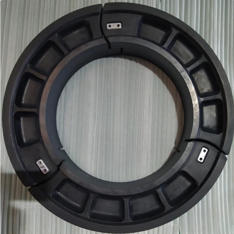 Liehuoshi 395/85R20 Run-Flat Truck Tire
Liehuoshi 395/85R20 Run-Flat Truck Tire