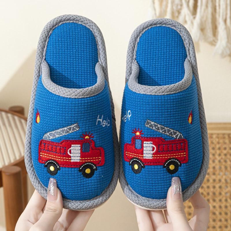 HANDUNYOU Boys Autumn Home Slippers
HANDUNYOU Boys Autumn Home Slippers
