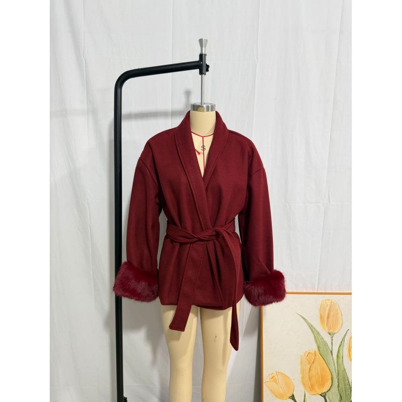 European and American Women s Autumn and Winter High-End Woolen Fashion Coat Medium вина червоного кольору
European and American Women s Autumn and Winter High-End Woolen Fashion Coat Medium вина червоного кольору