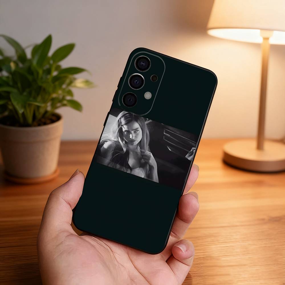 A-Addison R-Rae singer Phone Case For Samsung S26,S25,S24,S21,S22,S23,S30,Ultra,S20,Plus,Fe,Lite,5G Black Cover Samsung S24fe
A-Addison R-Rae singer Phone Case For Samsung S26,S25,S24,S21,S22,S23,S30,Ultra,S20,Plus,Fe,Lite,5G Black Cover Samsung S24fe