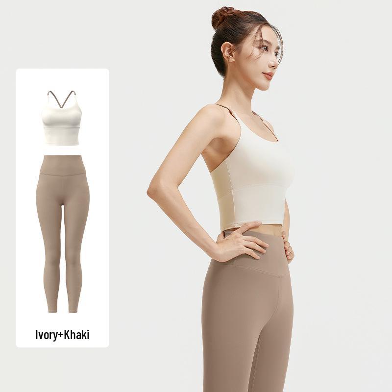 Бесшовный ударопрочный спортивный топ для йоги со стильной спинкой для женщин Small
Бесшовный ударопрочный спортивный топ для йоги со стильной спинкой для женщин Small