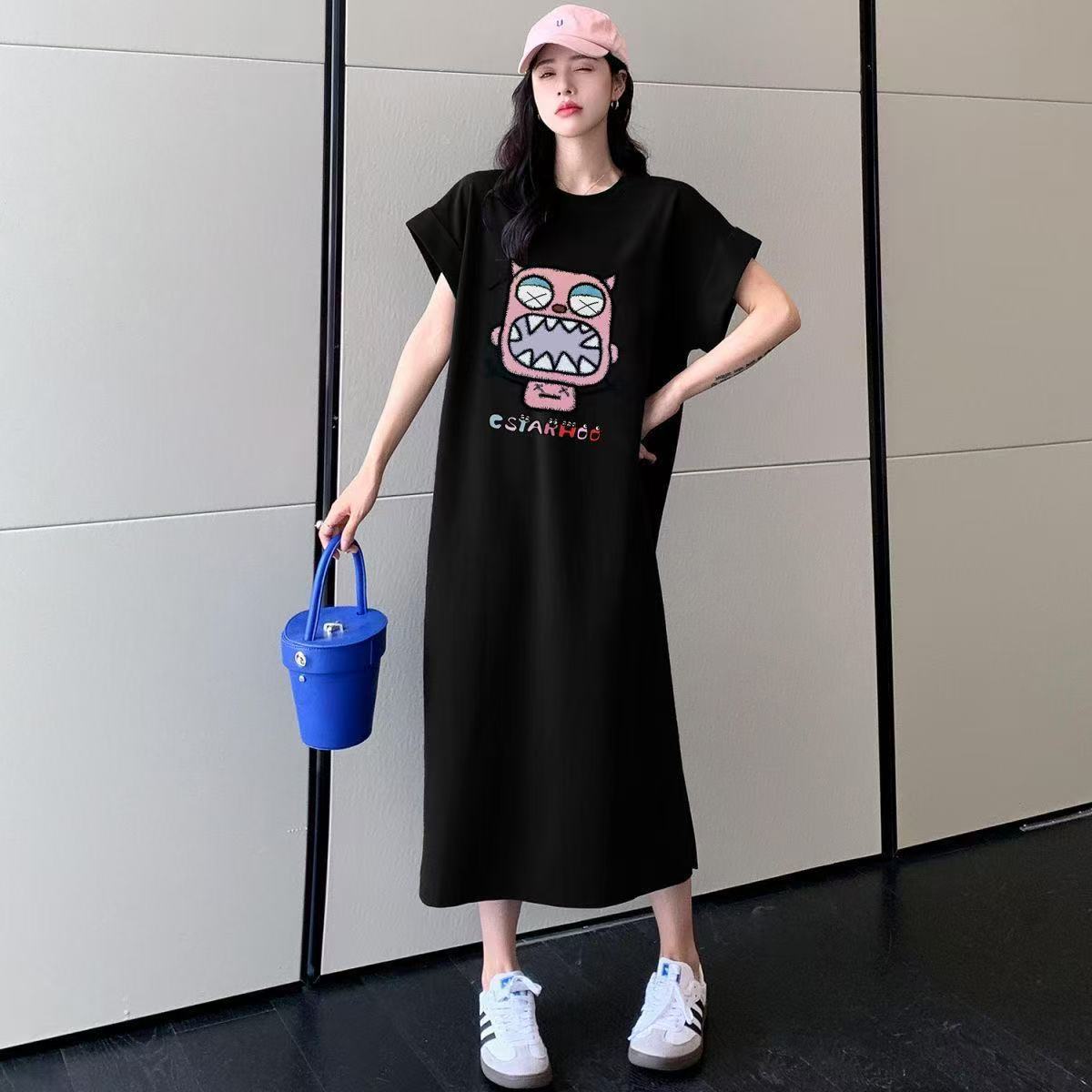 Це нова літня сукня зі смішним принтом, з розрізом, коротким рукавом, круглим вирізом, вільного та універсального дизайну. M чорний
Це нова літня сукня зі смішним принтом, з розрізом, коротким рукавом, круглим вирізом, вільного та універсального дизайну. M чорний