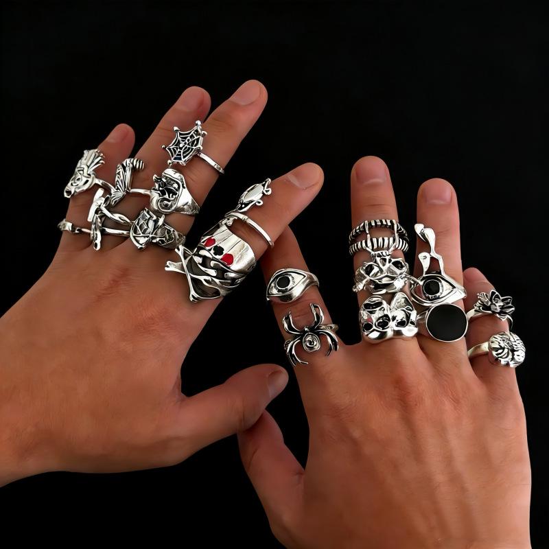 Retro Skull Poker Ring: Men s Hip Hop Trend Jewelry
Retro Skull Poker Ring: Men s Hip Hop Trend Jewelry