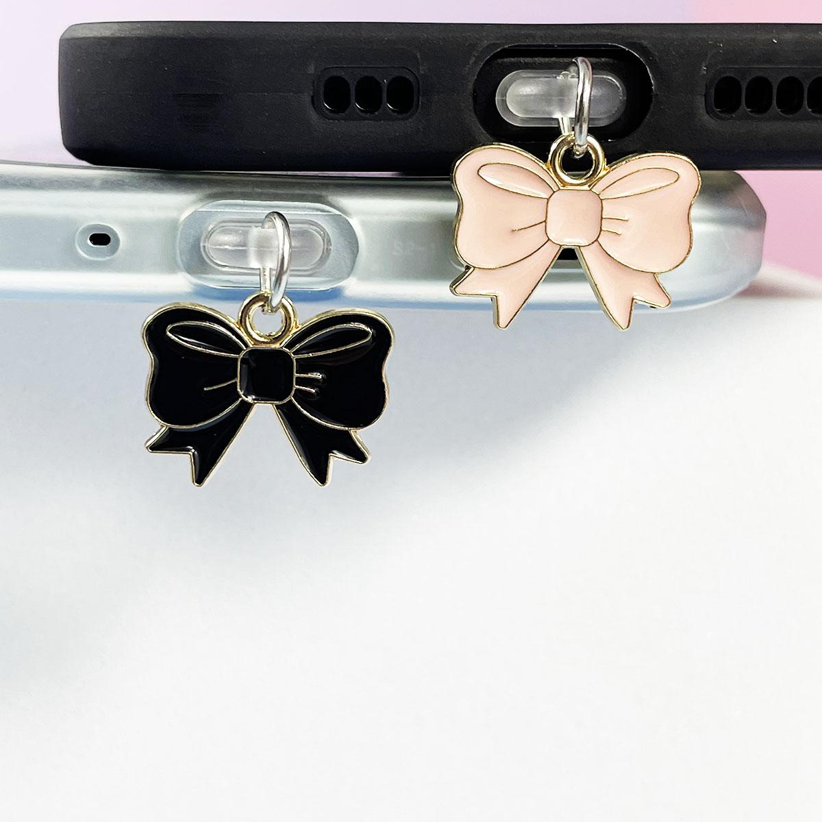 Bow tie beautiful phone dust plug pendant decoration suitable for iPhone for Samsung Type-C interface universal use accessories
Bow tie beautiful phone dust plug pendant decoration suitable for iPhone for Samsung Type-C interface universal use accessories