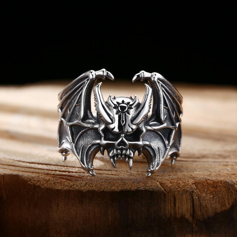 Gothic Skull Demon Bat Animal Open Adjustable Ring Men s Punk Rock Fashion Jewelry
Gothic Skull Demon Bat Animal Open Adjustable Ring Men s Punk Rock Fashion Jewelry