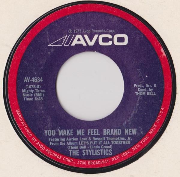 7-дюймовая пластинка STYLISTICS - You Make Me Feel Brand New AV4634 Avco 1973 US Соул/Фанк Б/У
7-дюймовая пластинка STYLISTICS - You Make Me Feel Brand New AV4634 Avco 1973 US Соул/Фанк Б/У