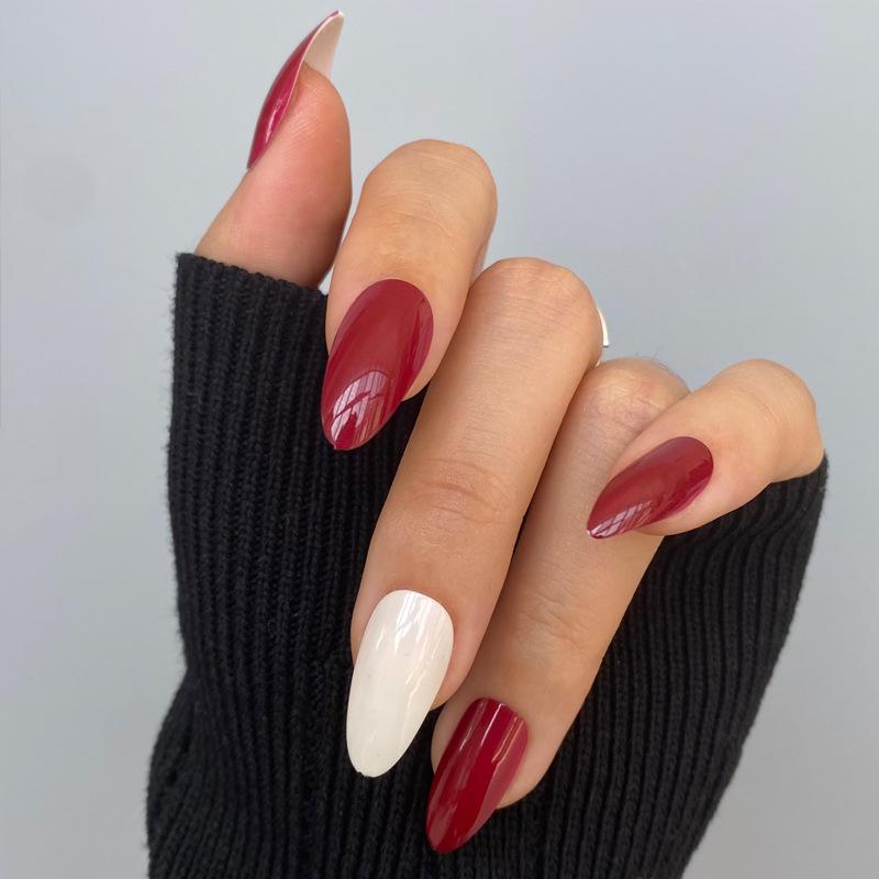 Medium-Long Wine Red Wearable Nail Tips - 24 Removable European & American Style Manicure Patches Glue Type
Medium-Long Wine Red Wearable Nail Tips - 24 Removable European & American Style Manicure Patches Glue Type