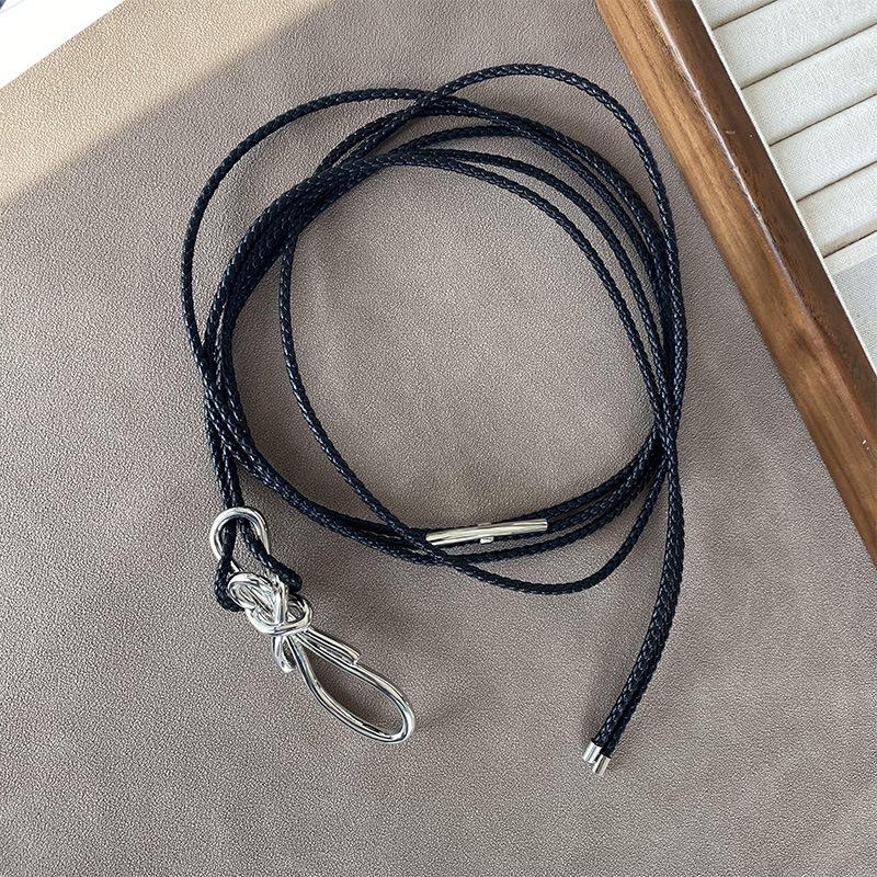 Mei Mary Niche style design metal bows buckle waist chain long adjustable rope belt
Mei Mary Niche style design metal bows buckle waist chain long adjustable rope belt