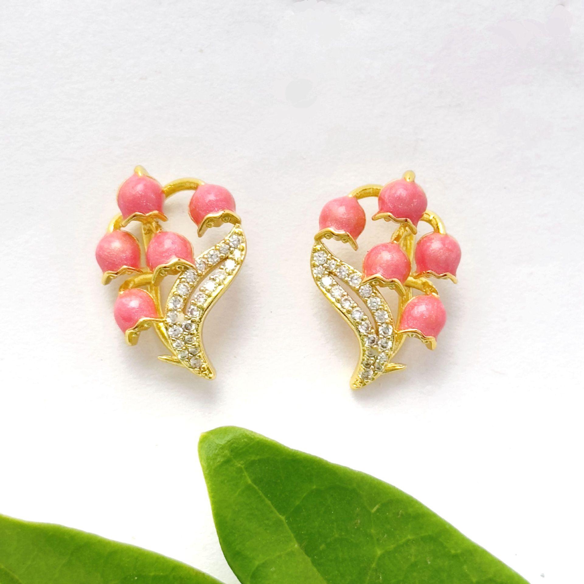 French Lily Of The Valley Enamel Sparkling Fresh Fashion Temperament Commuter Versatile Angel Wings Earrings
French Lily Of The Valley Enamel Sparkling Fresh Fashion Temperament Commuter Versatile Angel Wings Earrings