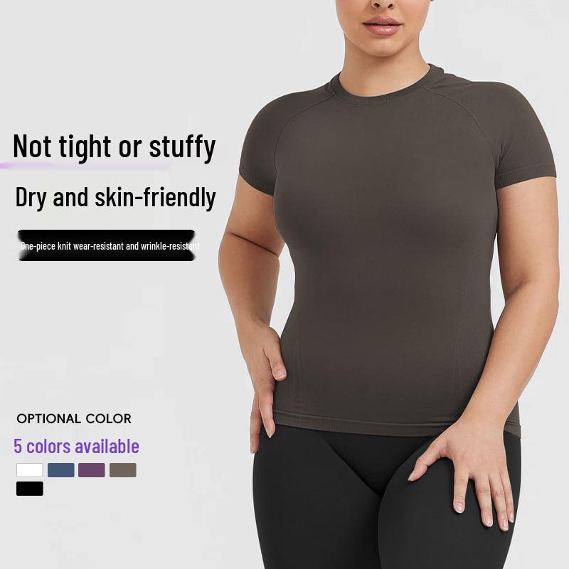 Plus Size Seamless Short Sleeve Yoga T-Shirt - Skin-Friendly, Breathable Fitness Top for Women Medium темно-синього кольору
Plus Size Seamless Short Sleeve Yoga T-Shirt - Skin-Friendly, Breathable Fitness Top for Women Medium темно-синього кольору