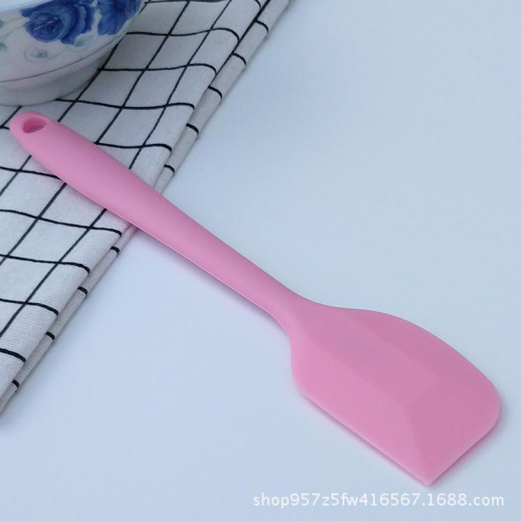 High temperature resistant integrated silicone scraper, colored small cream stirring spatula, sauce spatula, baking tool
High temperature resistant integrated silicone scraper, colored small cream stirring spatula, sauce spatula, baking tool