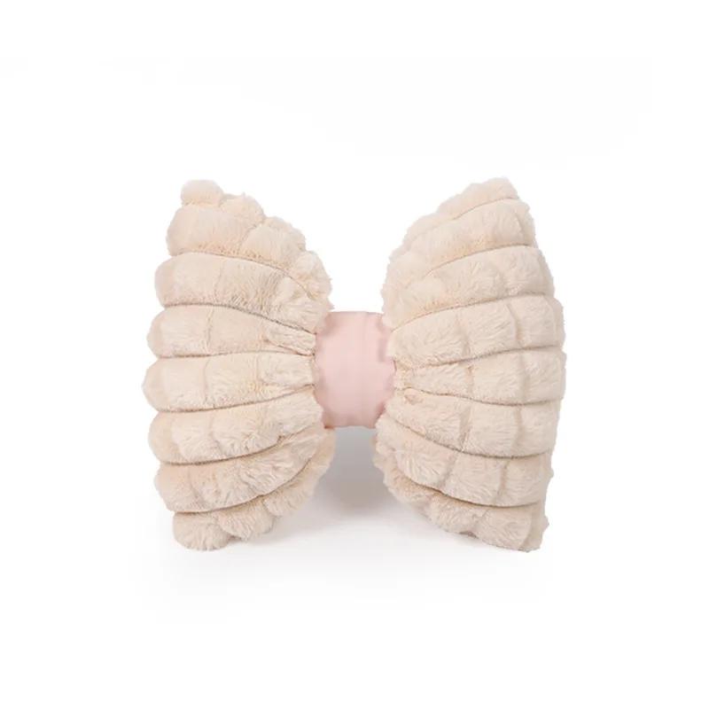 Car headrest winter rabbit hair car comfort warm neck pillow cushion creative headrest lumbar support auto supplies рожевий
Car headrest winter rabbit hair car comfort warm neck pillow cushion creative headrest lumbar support auto supplies рожевий