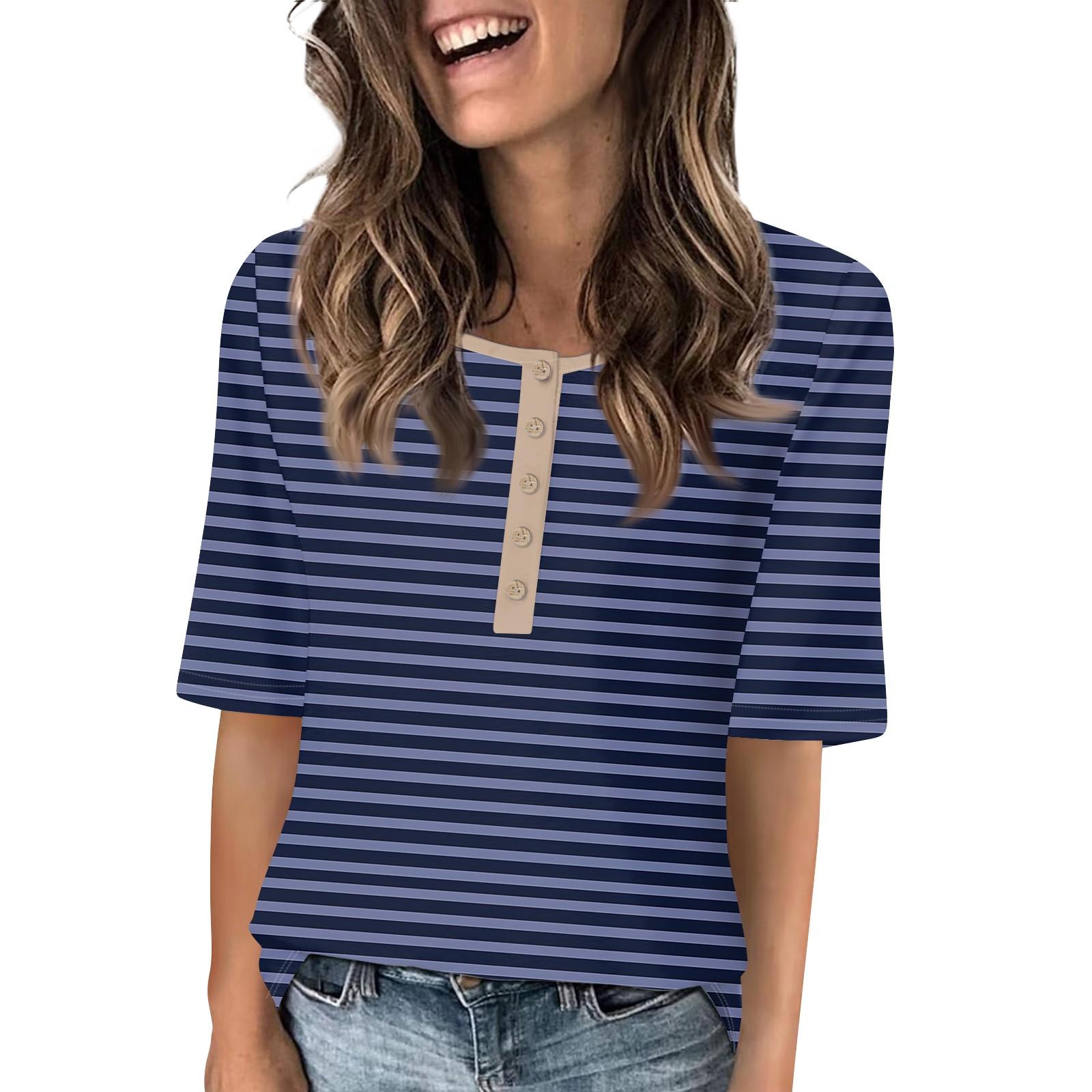 Рубашки для женщин, модные футболки с круглым вырезом и пуговицами, повседневные летние футболки с принтом, футболка, блузка, топы с короткими рукавами для женщин XL
Рубашки для женщин, модные футболки с круглым вырезом и пуговицами, повседневные летние футболки с принтом, футболка, блузка, топы с короткими рукавами для женщин XL