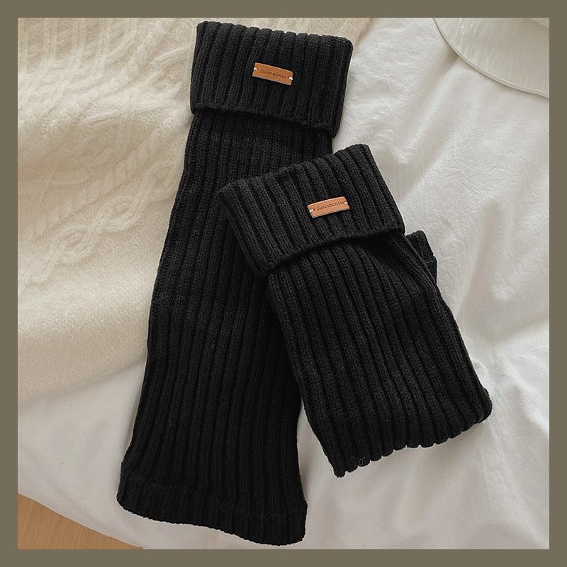 Gray stacking socks loose socks autumn and winter warm retro leather standard wool calf socks one size fits all чёрный
Gray stacking socks loose socks autumn and winter warm retro leather standard wool calf socks one size fits all чёрный