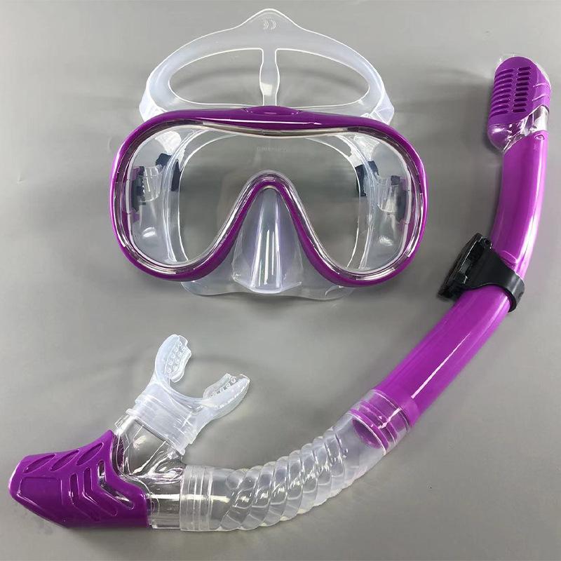 New diving goggles large frame high definition adult snorkeling mirror tempered glass One Size
New diving goggles large frame high definition adult snorkeling mirror tempered glass One Size
