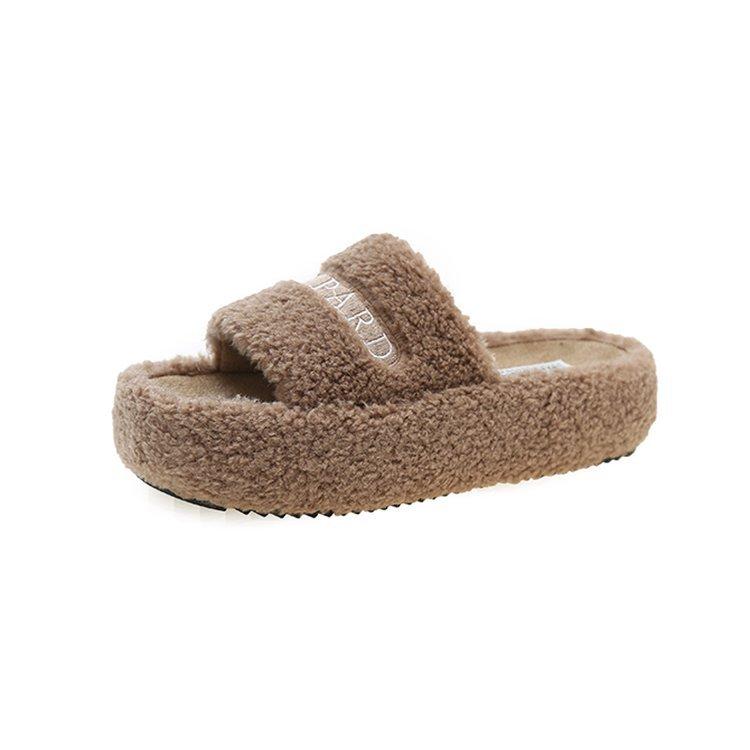 Mao Mao slippers women wear thick bottom autumn and winter new Internet celebrity European goods home alphabet lazy one word cotton mop 39 хакі
Mao Mao slippers women wear thick bottom autumn and winter new Internet celebrity European goods home alphabet lazy one word cotton mop 39 хакі