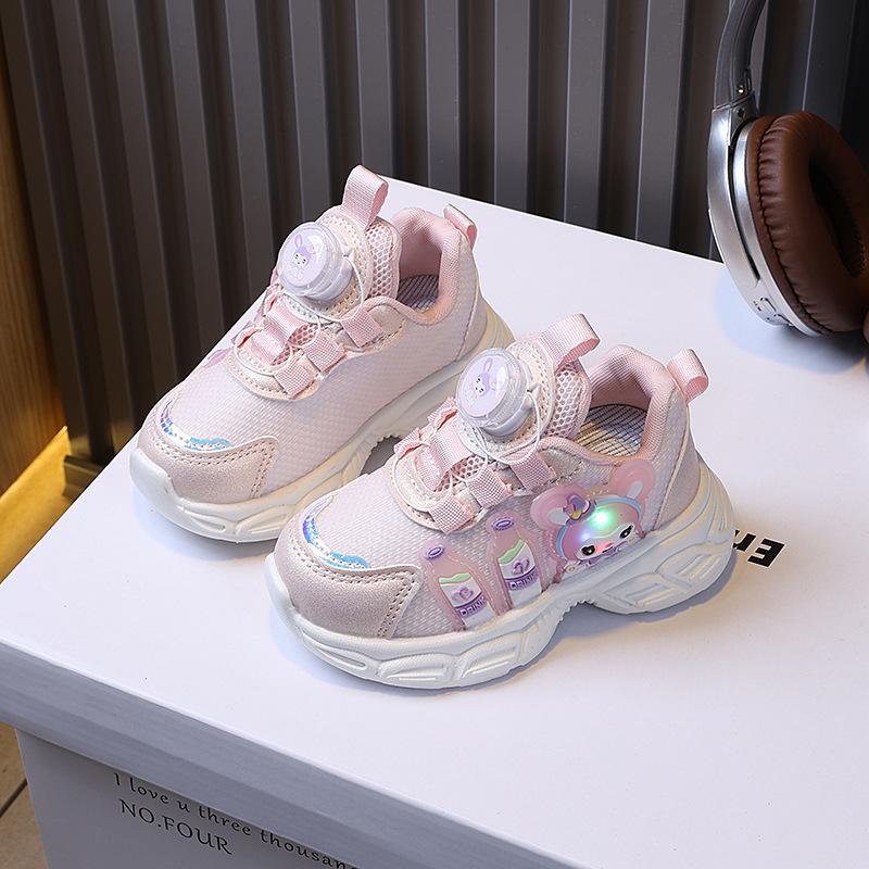Girls sports shoes, new spring model, children s dad shoes with rotating buckle, cartoon flashing lights, soft sole, breathable running shoes 22-26Take a photo with on розовый
Girls sports shoes, new spring model, children s dad shoes with rotating buckle, cartoon flashing lights, soft sole, breathable running shoes 22-26Take a photo with on розовый