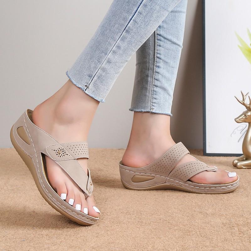 2025 new Roman style sub-toe wear women s sandals spot large size sandals European and American foreign trade is now available 43 хаки
2025 new Roman style sub-toe wear women s sandals spot large size sandals European and American foreign trade is now available 43 хаки