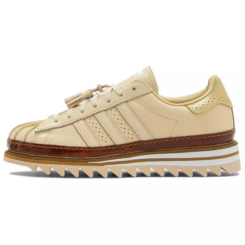 Adidas CLOT x Superstar Коричневий Унісекс JQ6117 EU 40.5
Adidas CLOT x Superstar Коричневий Унісекс JQ6117 EU 40.5