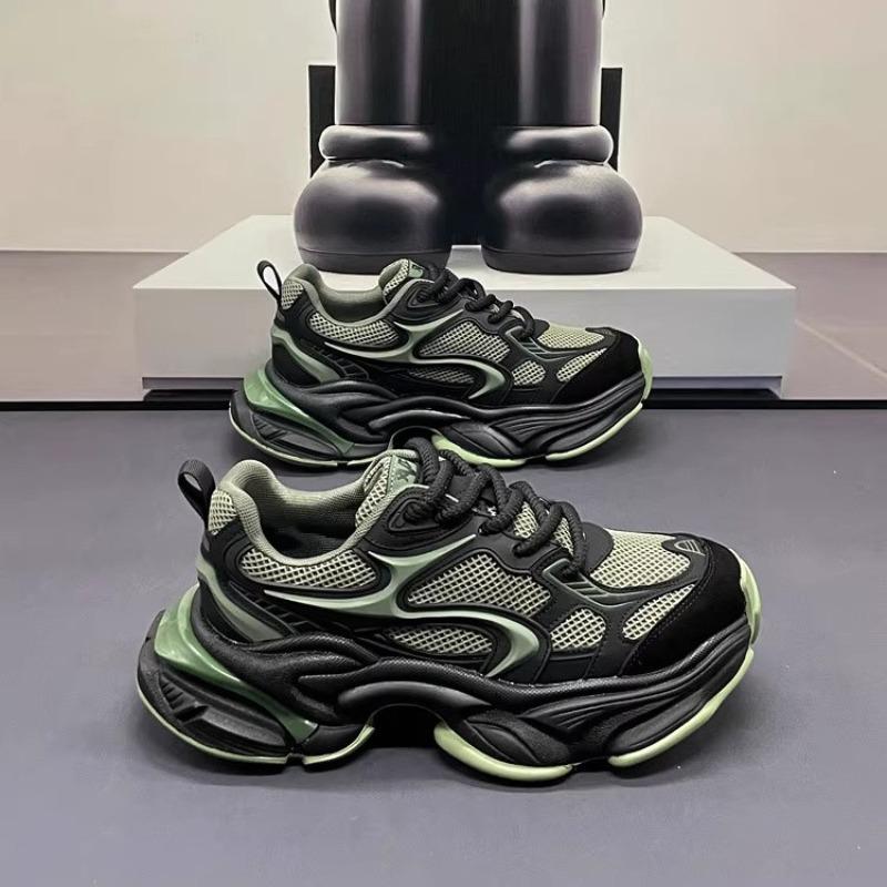 Summer new air cushion shoes men s autumn trend versatile high-top casual shoes inner height increase comfortable board shoes men 46 чорний
Summer new air cushion shoes men s autumn trend versatile high-top casual shoes inner height increase comfortable board shoes men 46 чорний