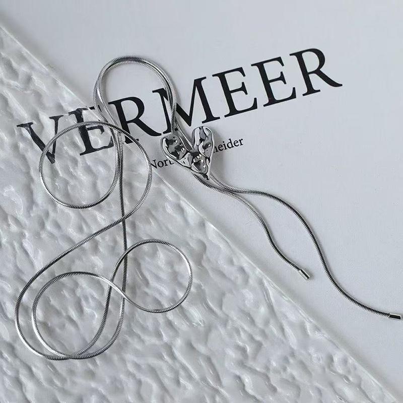 Summer Fashion Irregular Love Sweater Chain Adjustable Titanium Steel Snake Chain Long Sweater Chain Necklace Jewelry
Summer Fashion Irregular Love Sweater Chain Adjustable Titanium Steel Snake Chain Long Sweater Chain Necklace Jewelry