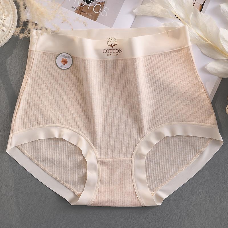 Хлопковые трусики-треугольники натурального цвета 5A, антибактериальные, с высокой талией и утяжкой, без следов, с облегающими ягодицами, женские трусики 3XL
Хлопковые трусики-треугольники натурального цвета 5A, антибактериальные, с высокой талией и утяжкой, без следов, с облегающими ягодицами, женские трусики 3XL