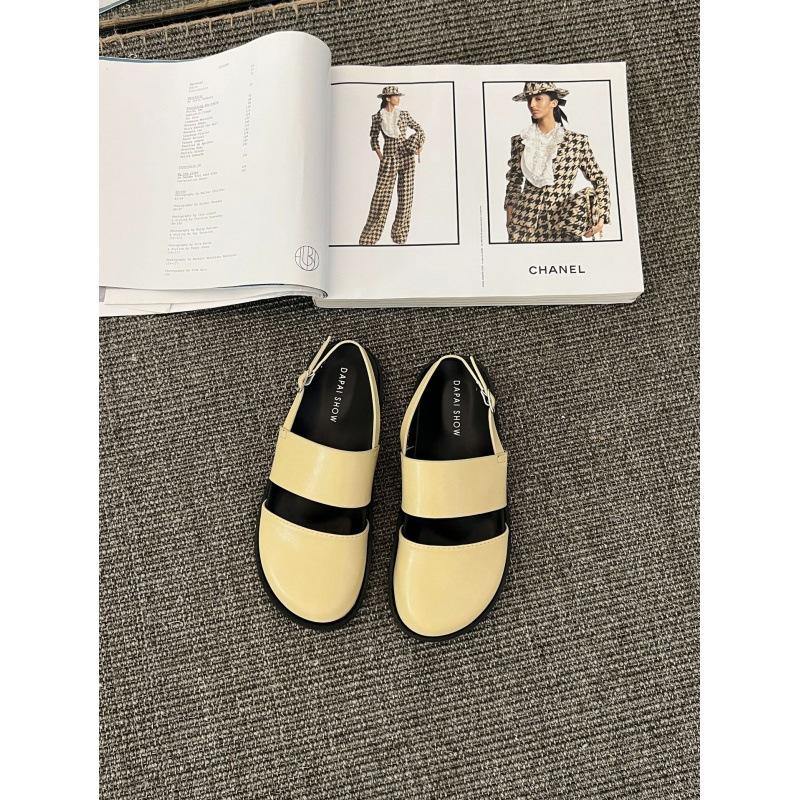 2025 spring and autumn new Korean version retro fashion versatile Doudou shoes soft sole soft surface round head shallow mouth flat bottom one 39
2025 spring and autumn new Korean version retro fashion versatile Doudou shoes soft sole soft surface round head shallow mouth flat bottom one 39