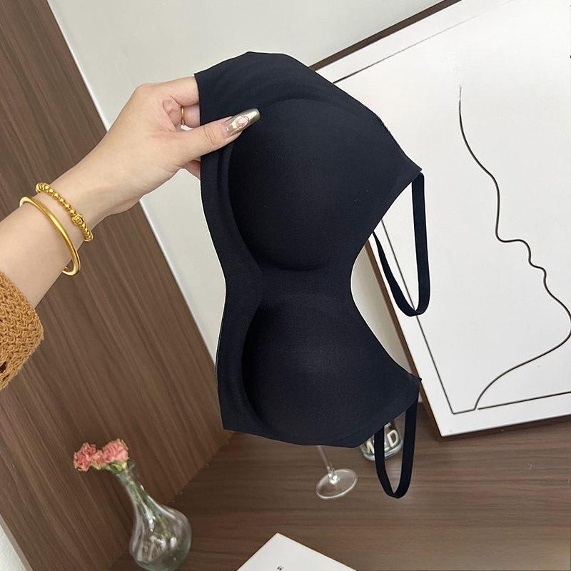 Женское летнее красивое белье с открытой спиной, U-образной спинкой, собирающее маленькую грудь, визуально увеличивающее ее 38/85AB чёрный
Женское летнее красивое белье с открытой спиной, U-образной спинкой, собирающее маленькую грудь, визуально увеличивающее ее 38/85AB чёрный