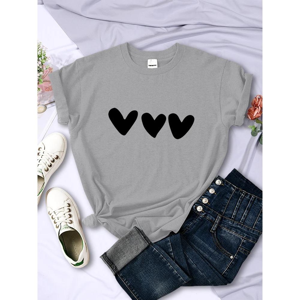 Black Heart Printing Female T-Shirts Personality Street Short Sleeve All-math Soft Tee Clothing Casual Breathable Women Tops 6XL
Black Heart Printing Female T-Shirts Personality Street Short Sleeve All-math Soft Tee Clothing Casual Breathable Women Tops 6XL