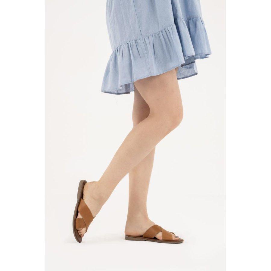 Женские повседневные тапочки из натуральной кожи 36 дубильная кора
Женские повседневные тапочки из натуральной кожи 36 дубильная кора