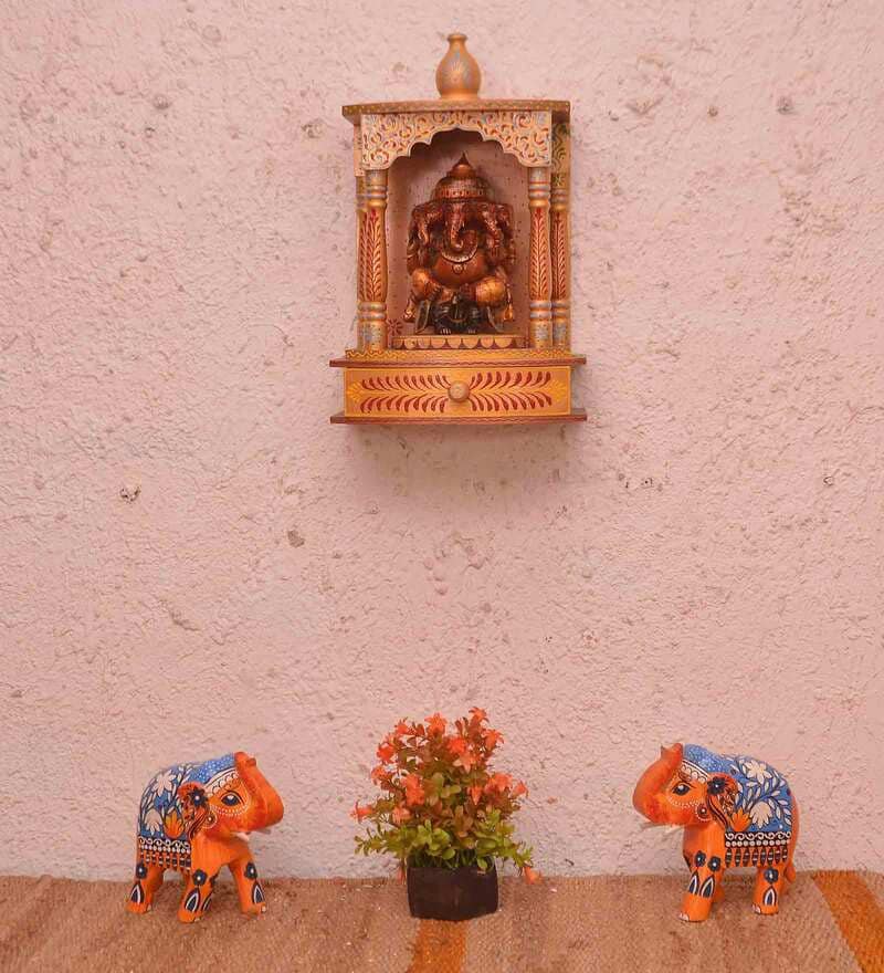 Handmade Embossed Floral Painting Wooden Temple: Indian Wall Decor разноцветный
Handmade Embossed Floral Painting Wooden Temple: Indian Wall Decor разноцветный
