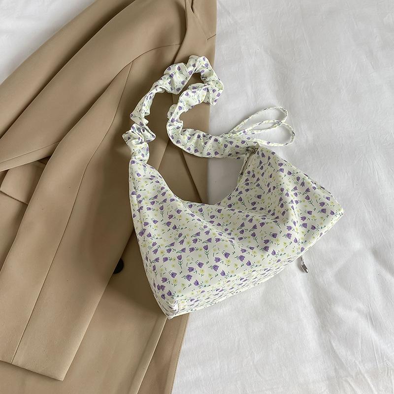 Складчатая цветочная милая наплечная сумка женская 2025 новая модная сумка-пельмень под мышкой в нежном стиле инс для интернет-знаменитостей
Складчатая цветочная милая наплечная сумка женская 2025 новая модная сумка-пельмень под мышкой в нежном стиле инс для интернет-знаменитостей