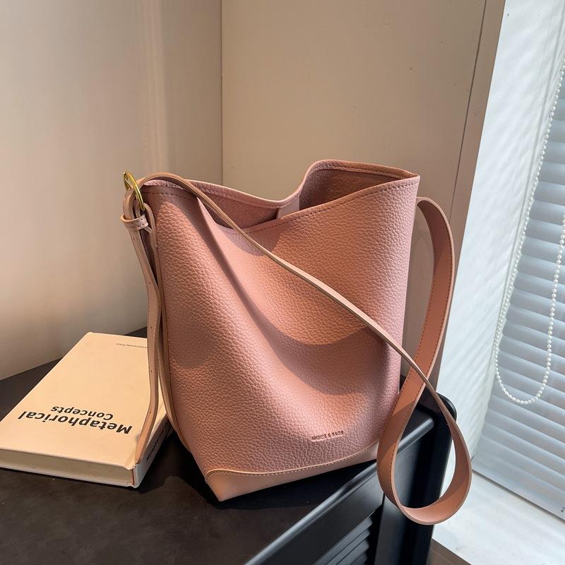 Элегантные модные женские сумки, женская сумка через плечо, маленькая сумка через плечо, женские сумки 
Элегантные модные женские сумки, женская сумка через плечо, маленькая сумка через плечо, женские сумки