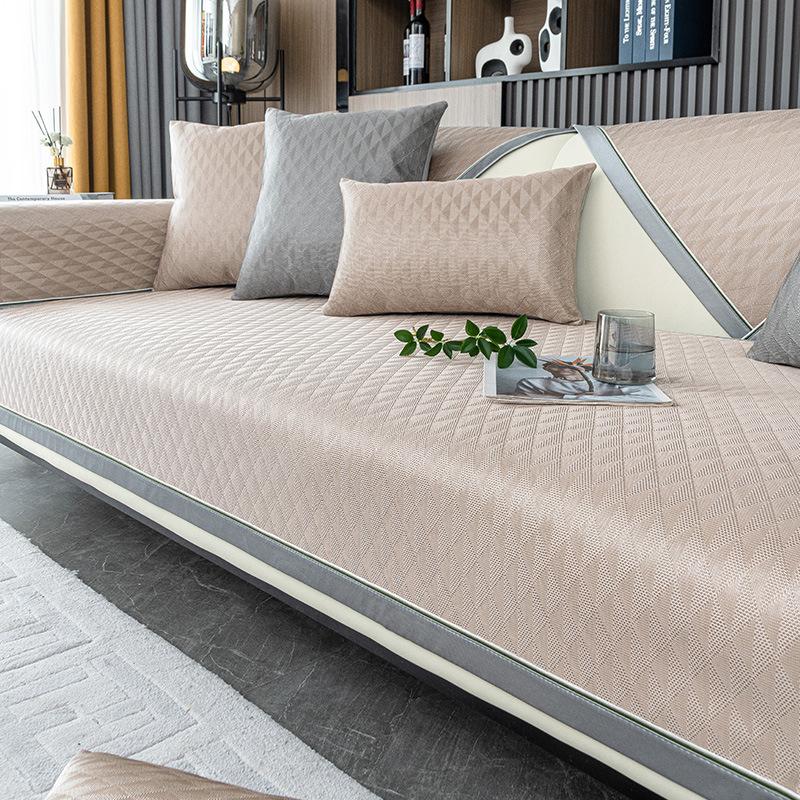 Легкая роскошная подушка для дивана из ледяного шелка Лето Лето Лето Лето Коврик для льда Современный простой высококачественный дышащий нескользящий чехол для дивана 70*70cm
Легкая роскошная подушка для дивана из ледяного шелка Лето Лето Лето Лето Коврик для льда Современный простой высококачественный дышащий нескользящий чехол для дивана 70*70cm