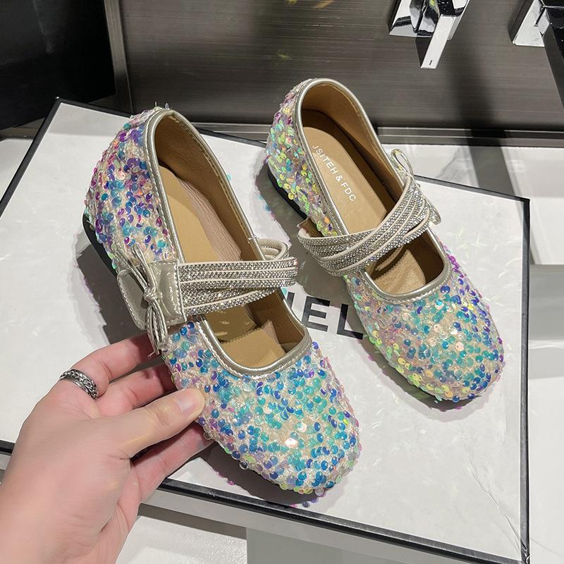 Французские туфли Мэри Джейн на скрытой платформе с пайетками женские 2025 новая осень бант слово с мягкой подошвой легкий вырез одинарные туфли 40 розовый
Французские туфли Мэри Джейн на скрытой платформе с пайетками женские 2025 новая осень бант слово с мягкой подошвой легкий вырез одинарные туфли 40 розовый