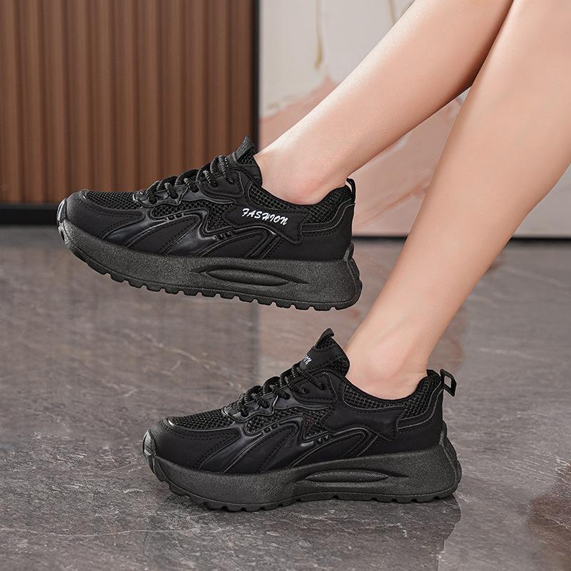 Breathable mesh sneakers children s versatile thick-soled casual soft-soled dad shoes 40 чорний
Breathable mesh sneakers children s versatile thick-soled casual soft-soled dad shoes 40 чорний