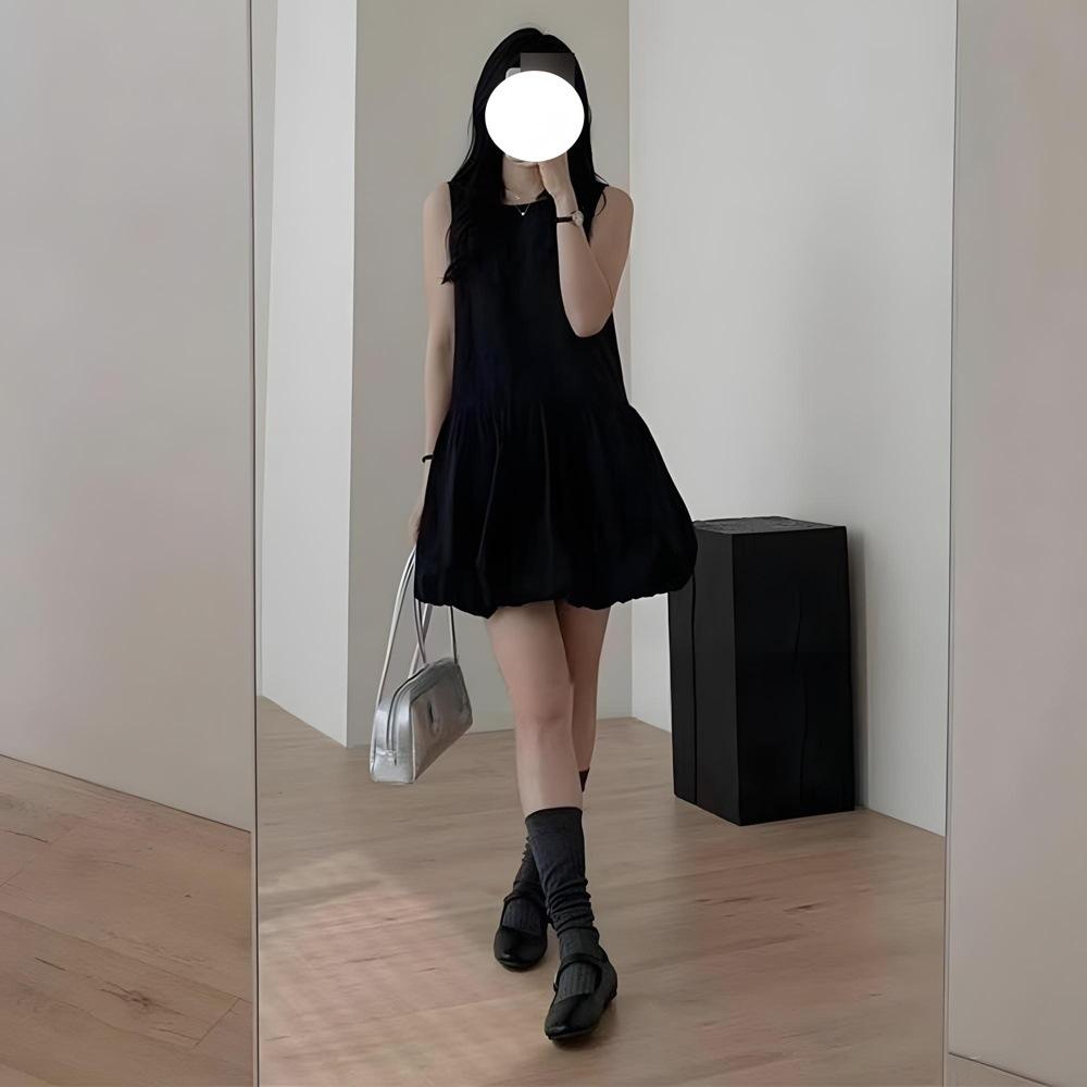 Летнее новое белое короткое платье-бутон, повседневное универсальное женское тонкое платье-жилет без рукавов, маленький человек XL- (recommended 110-60kg) чёрный
Летнее новое белое короткое платье-бутон, повседневное универсальное женское тонкое платье-жилет без рукавов, маленький человек XL- (recommended 110-60kg) чёрный