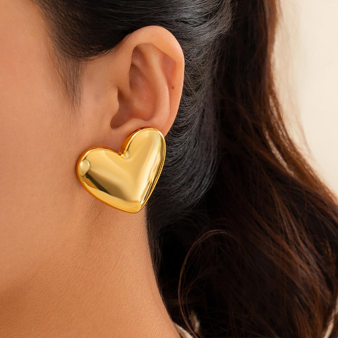 Minimalist Punk Gold Color Smooth Love Heart Stud Earrings for Women 2026 Trend Wed Bridal Goth Piercing Earrings Jewelry Gift
Minimalist Punk Gold Color Smooth Love Heart Stud Earrings for Women 2026 Trend Wed Bridal Goth Piercing Earrings Jewelry Gift