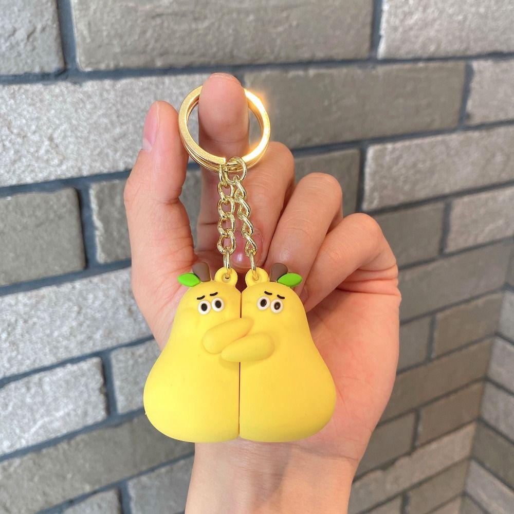 Пара подвесных украшений Магнитный брелок для ключей Kawaii Hug Pear Key Ring Милые влюбленные брелок для ключей Lovers
Пара подвесных украшений Магнитный брелок для ключей Kawaii Hug Pear Key Ring Милые влюбленные брелок для ключей Lovers