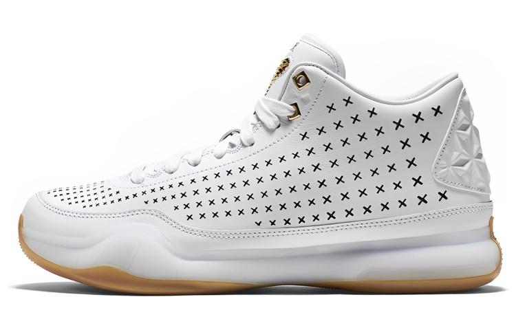 Nike Kobe 10 Ext White Gum 802366-100 42.5
Nike Kobe 10 Ext White Gum 802366-100 42.5