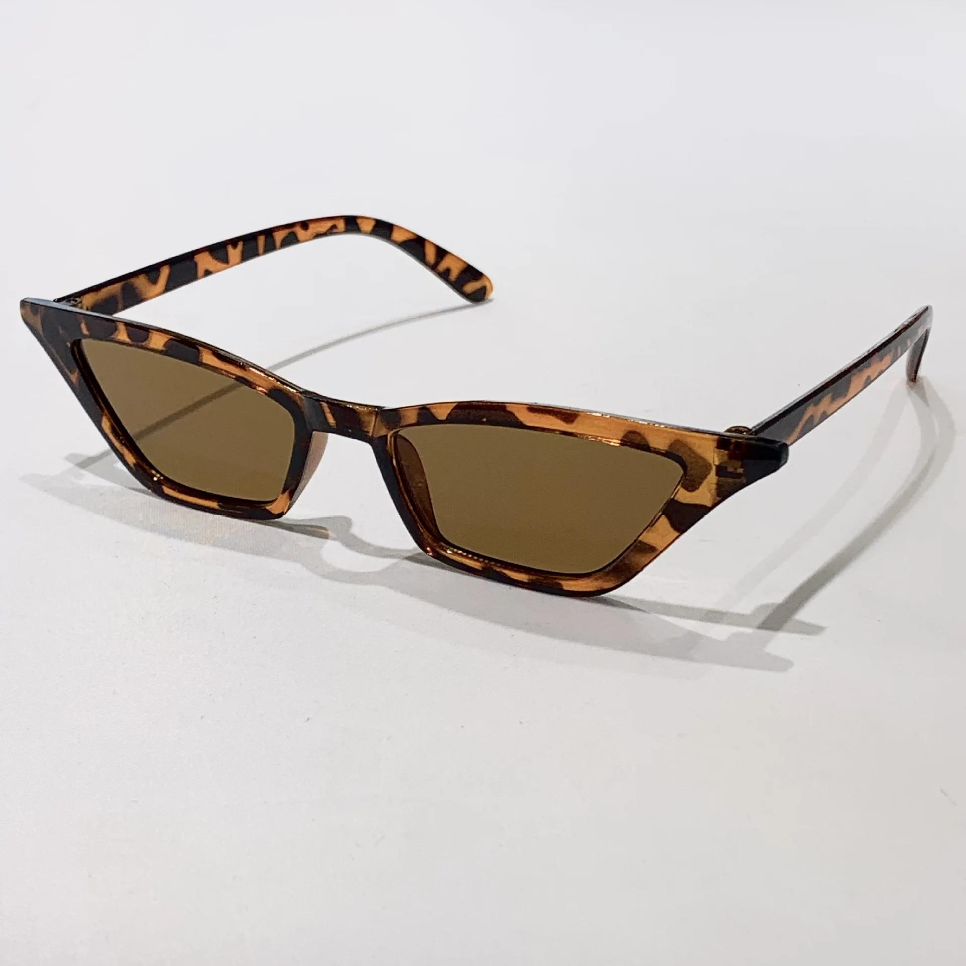 New Vintage Triangle Cat-eye Sunglasses for Women High-end Trendy Hipster Girl Beach Glasses Outdoor Travel Camping Eyewear 1PC
New Vintage Triangle Cat-eye Sunglasses for Women High-end Trendy Hipster Girl Beach Glasses Outdoor Travel Camping Eyewear 1PC