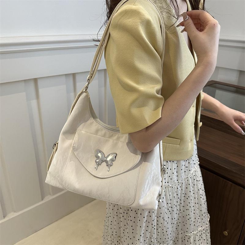 Retro Textured Tote Bag – Large Capacity, Versatile Shoulder Bag for Women, Perfect for Casual or Commuting Needs серебряный
Retro Textured Tote Bag – Large Capacity, Versatile Shoulder Bag for Women, Perfect for Casual or Commuting Needs серебряный
