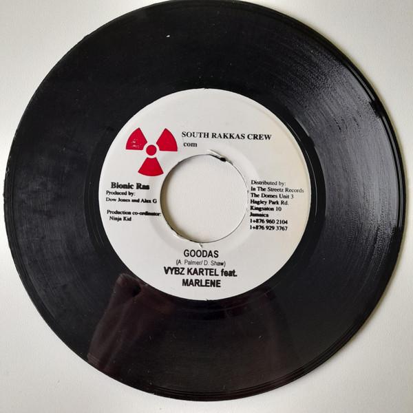 7inch Record VYBZ KARTEL, MARLENE / MARLENE - Goodas / See It Deh NONE South Rakkas Cr 2005 Jamaica Reggae, Ska & Dub Used
7inch Record VYBZ KARTEL, MARLENE / MARLENE - Goodas / See It Deh NONE South Rakkas Cr 2005 Jamaica Reggae, Ska & Dub Used